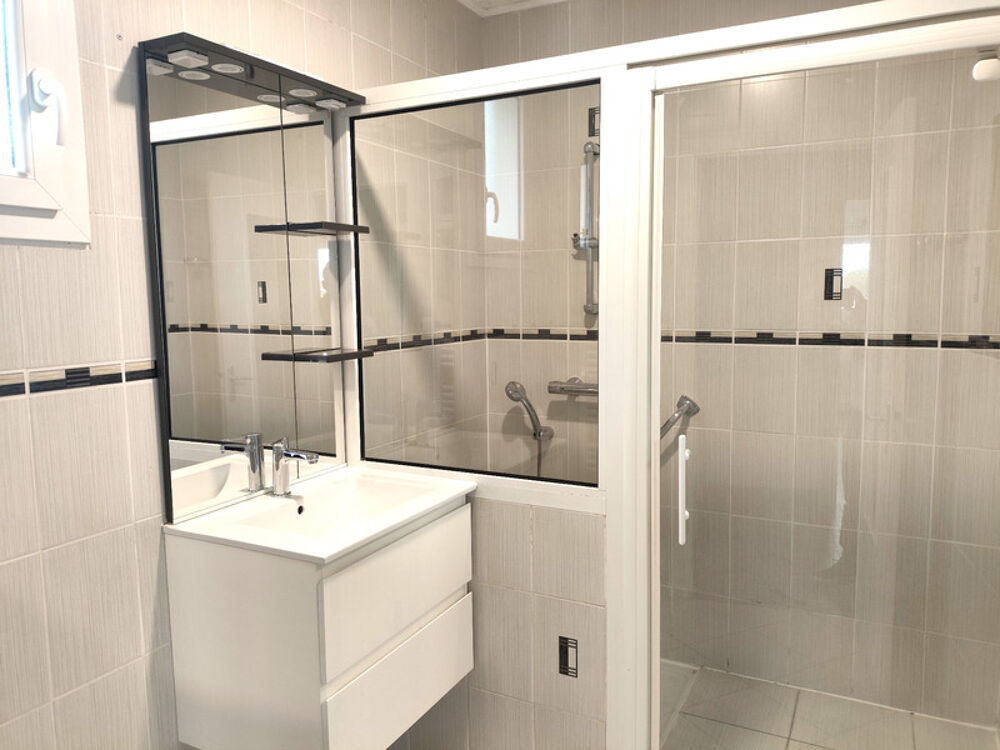 Maison T4 de 96 m² avec garage et grand terrain  Saint-Germain-de-Lusignan
