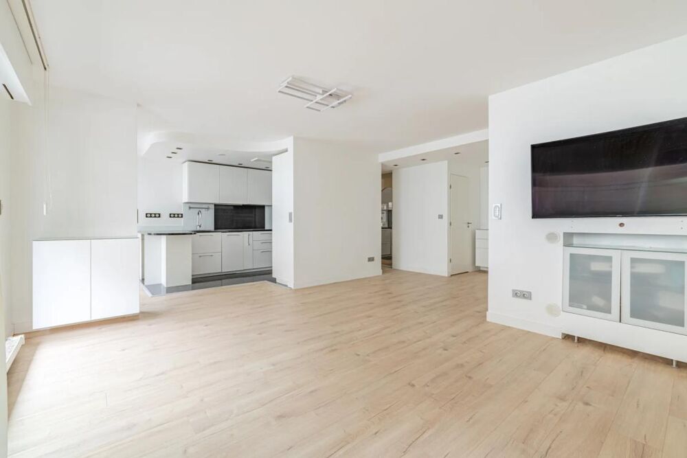 Vente Appartement Appartement 4 pièces de 98 m² à Paris Paris 19