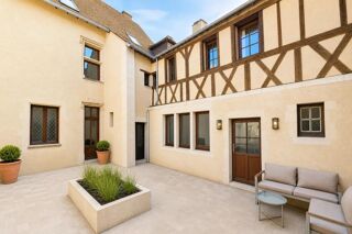  Maison à vendre 11 pièces 349 m²