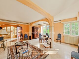  Maison � vendre 8 pi�ces 259 m�