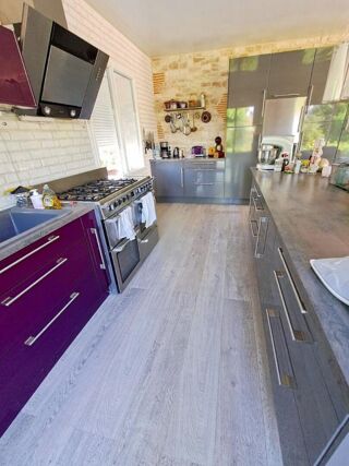  Maison � vendre 8 pi�ces 222 m�