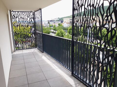  Appartement � louer 4 pi�ces 76 m�