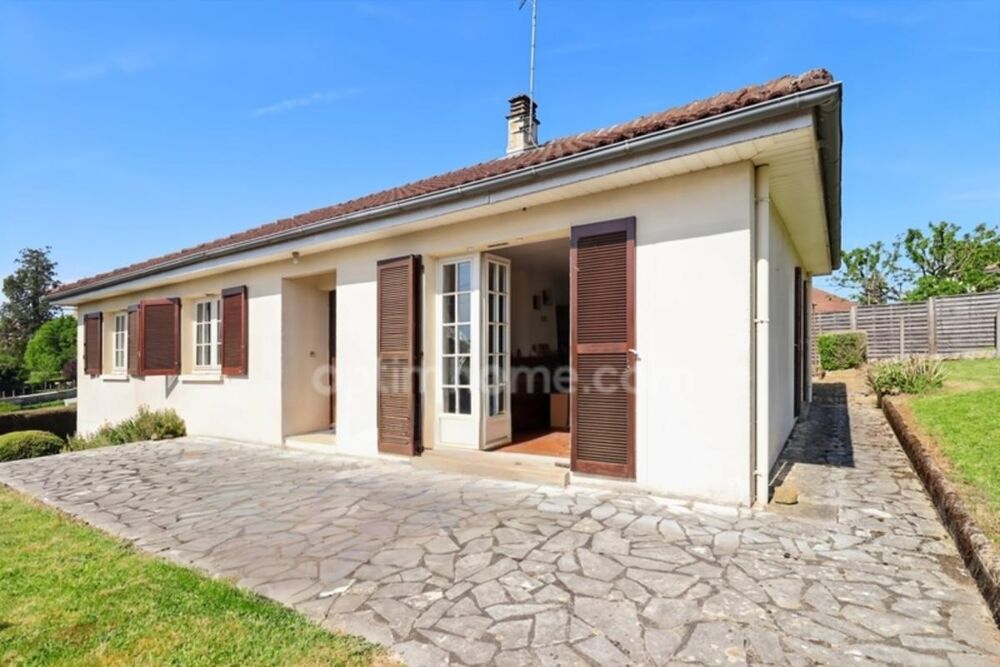 Vente Maison Maison Plain Pieds élevée sur sous sol de 94 m² - 3 Chambres - 5 Pièces - Garage - Terrain 634 m² - 87190 MAGNAC LAVAL Magnac laval