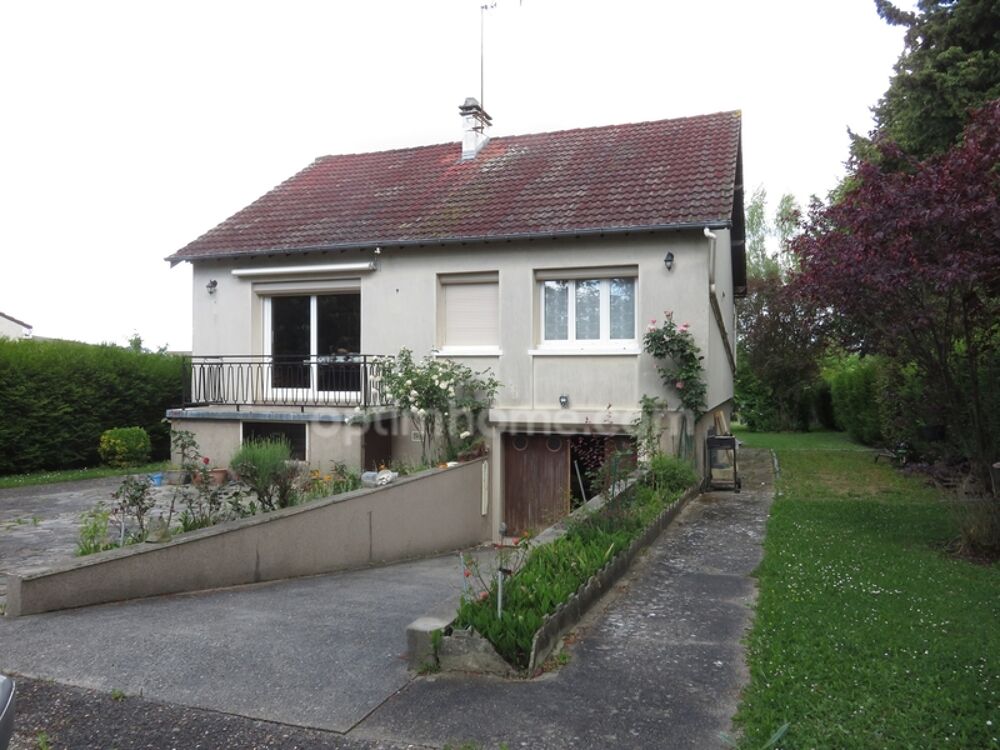 Maison 5 pièces 85 m² · à Breval · 85 m² · 315 000 €