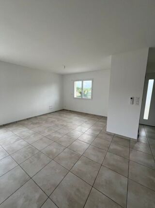  Maison à louer 4 pièces 100 m²