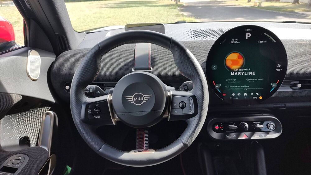 Aceman SE 218 54kWh John Cooper Works 2024 occasion 16100 Chateaubernard