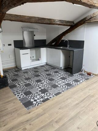  Appartement à louer 3 pièces 85 m²