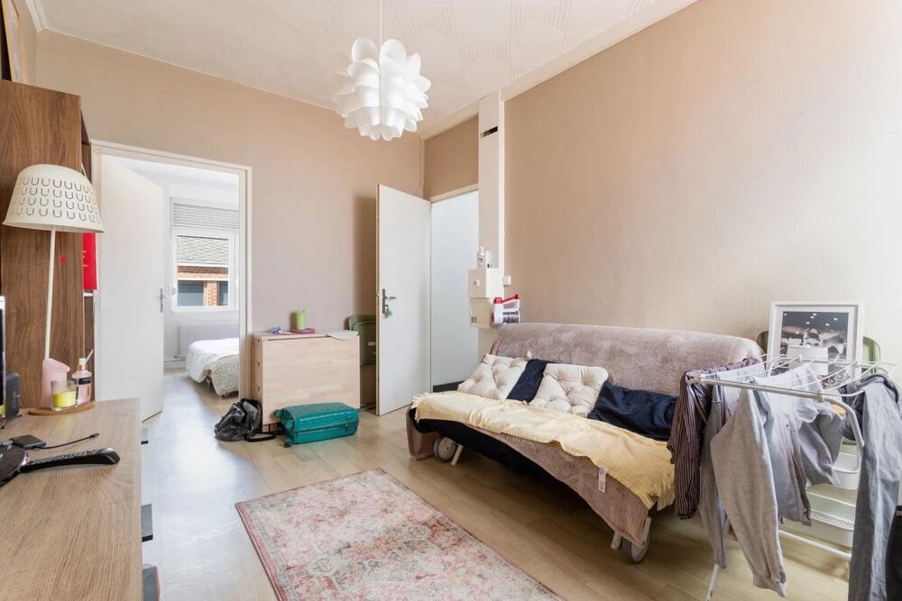 Maison de 8 pièces, louée, à Lille