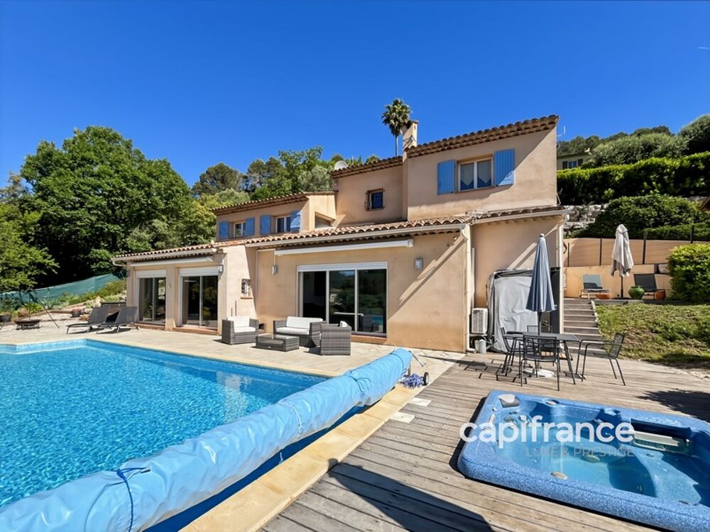 Vente Villa Villa avec piscine - 6 pièces - BAGNOLS EN FORET (83) Bagnols en foret