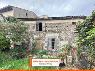 Vente Maison Maison à réhabiliter entièrement d'environ 100m² m² avec jardin à Dallet Dallet