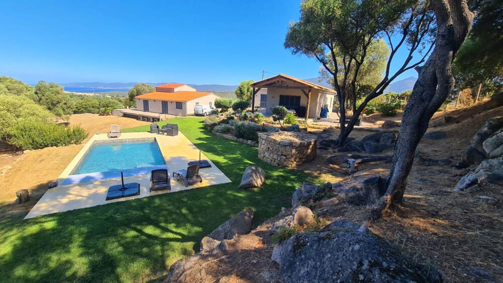 Propriano, Superbe propriété de 2 villas, piscine, vue mer, terrain de 3793 m2, vue panoramique