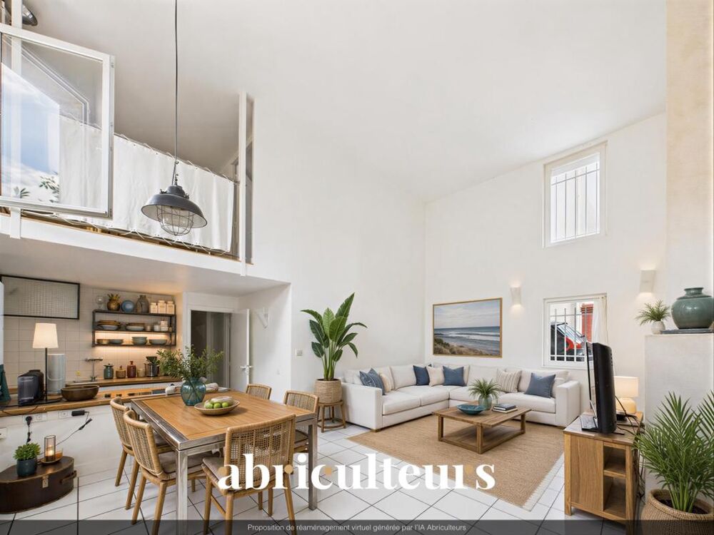 Duplex de caractère avec extérieur et beaux volumes en vente en vente à Les Lilas (93260)