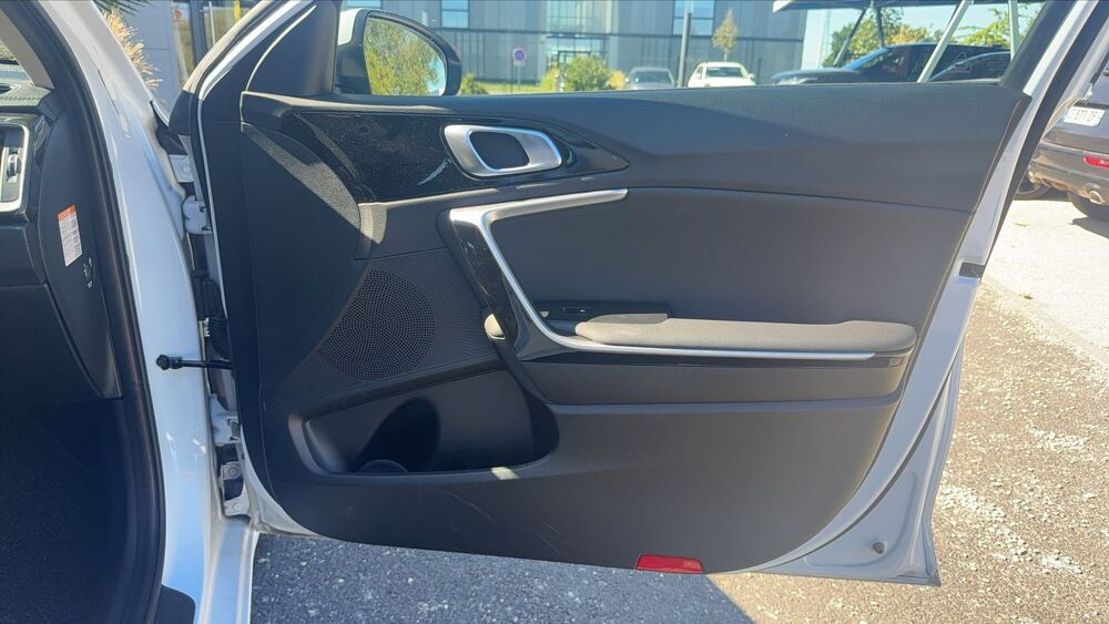 Ceed 1.6 CRDi 136 Active - Garantie constructeur Entretien 2021 occasion 37230 Fondettes