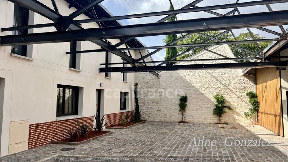 ORLEANS CENTRE, à vendre plateau d'appartement duplex de 112 m2 avec jardin de 82,50 m2 et place de parking et/ou garage box de