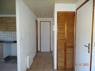  Appartement à louer 3 pièces 78 m²
