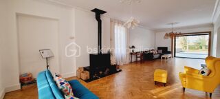  Propri�t�/ch�teau � vendre 6 pi�ces 241 m�