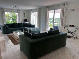  Villa à vendre 6 pièces 230 m²