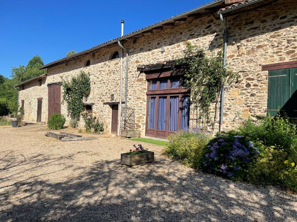 Vente Maison Coup de coeur assuré pour cette magnifique propriété  au calme absolu  proche de Chalus Bussiere galant