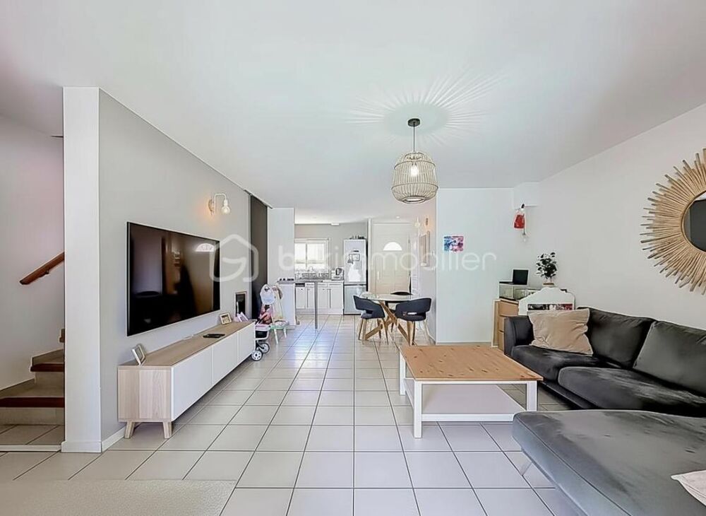 *** MAISON T4 DE 84 m² AVEC JARDIN ET DEUX PLACES DE PARKING  VILLENEUVE-LÈS-MAGUELONE ***