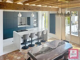  Maison � vendre 9 pi�ces 250 m�