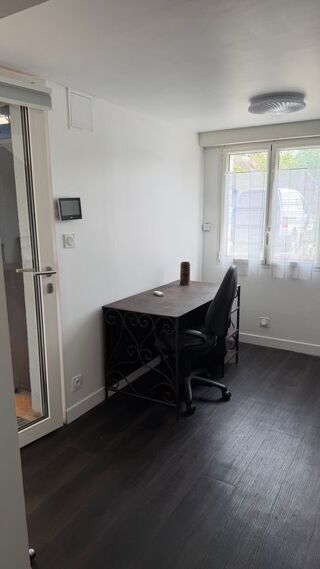  Appartement à louer 1 pièce 35 m²