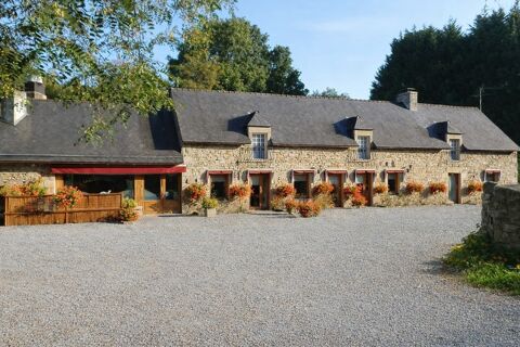 &Agrave; VENDRE – FONDS DE COMMERCE RESTAURANT AVEC LICENCE IV – SECTEUR DINAN 215000 22100 Dinan