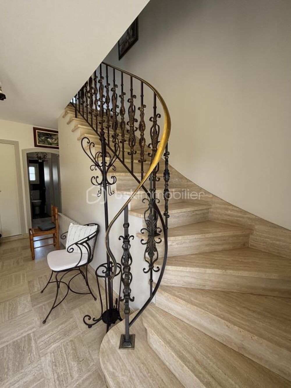 Vente Maison Charmante maison familiale avec 4 chambres et sous-sol complet - Quartier paisible -  Proche centre-bourg Pleugriffet