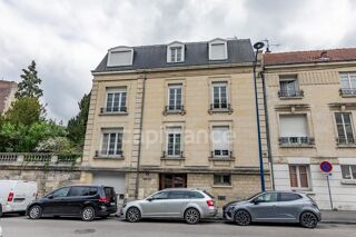  Immeuble � vendre 12 pi�ces 270 m�