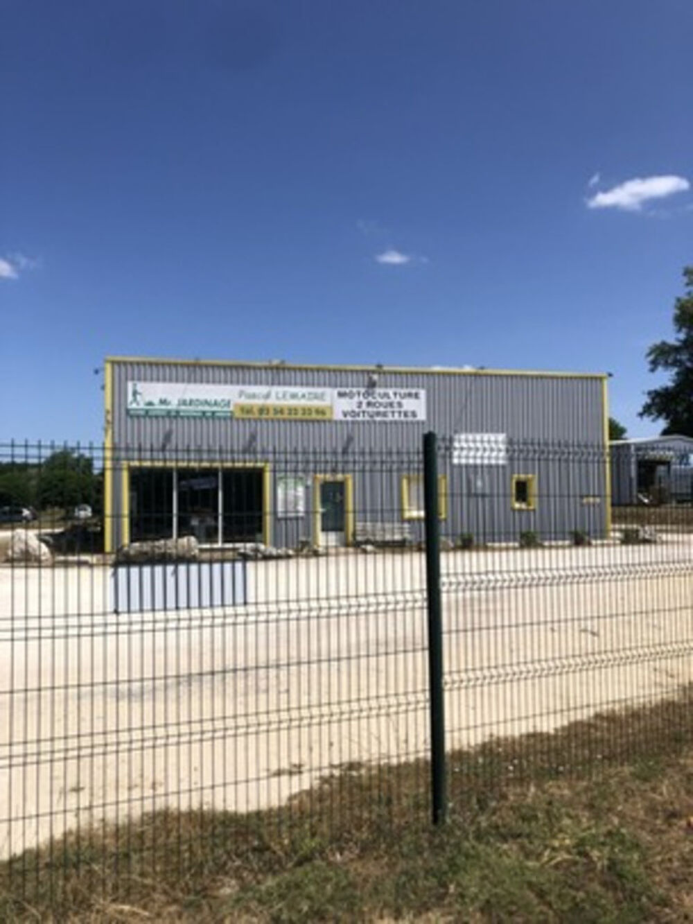   Local d'activité avec fort potentiel à SAINT GEORGES SUR CHER (41) 
