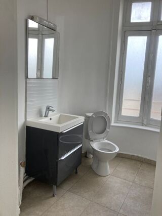  Appartement à louer 2 pièces 52 m²