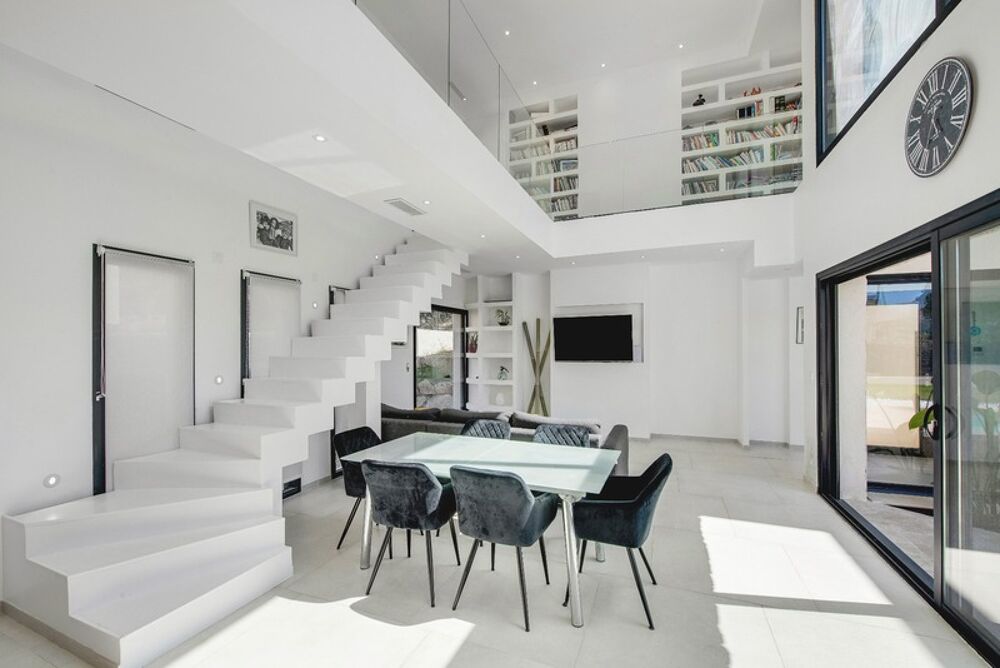 à vendre  Maison Saint-Raphaël (83700)