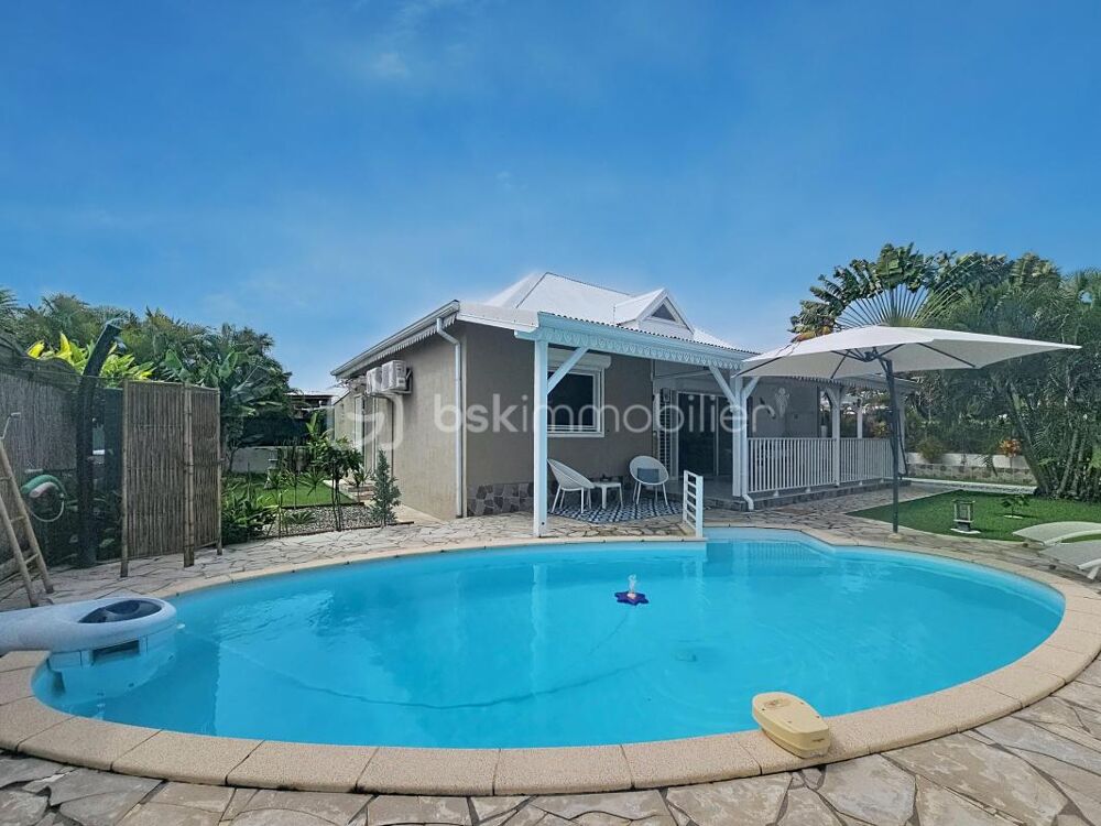 Villa 3 chambres piscine et garage secteur recherché