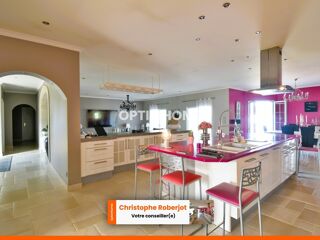  Maison � vendre 12 pi�ces 261 m�