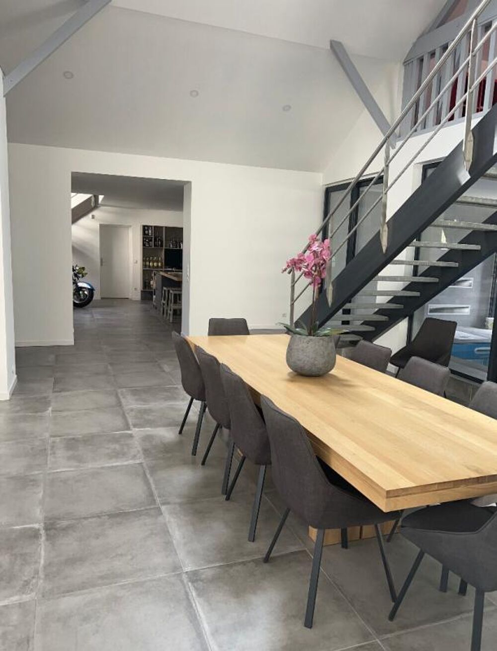 Maison Tours 10 pièce(s) 370 m2