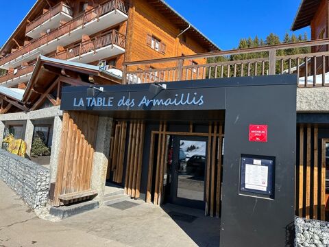 Murs commerciaux à vendre LES SAISIES (73), restaurant 238m2, possibilité acquérir le FDC 448000 73620 Les saisies