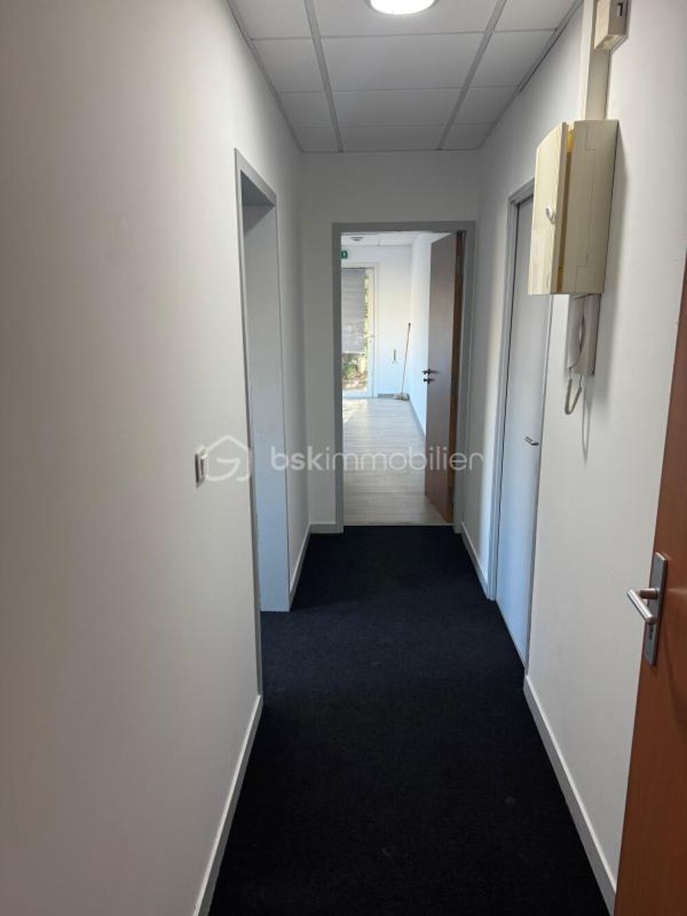   ? OPPORTUNITÉ – BUREAUX À VENDRE – GÉMENOS – 149 000 € ? Gemenos