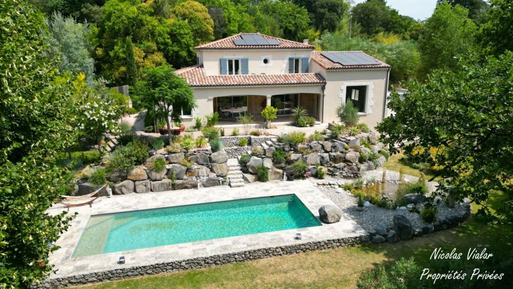 Maison 7 pièces 224 m² · à Montelimar · 224 m² · 850 000 €