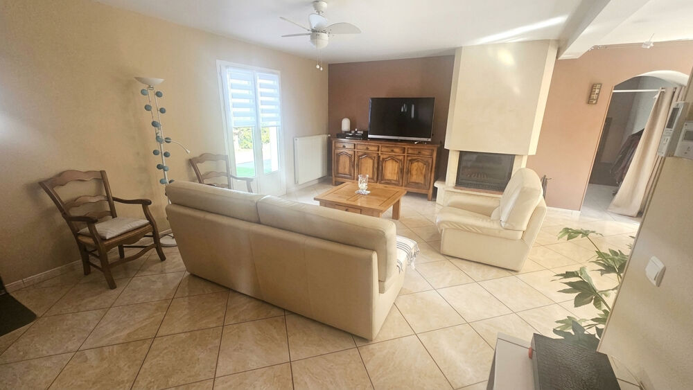 Vente Maison Houdan 15 mn / Maison familiale récente avec de beaux volumes / 4/5 chambres Houdan