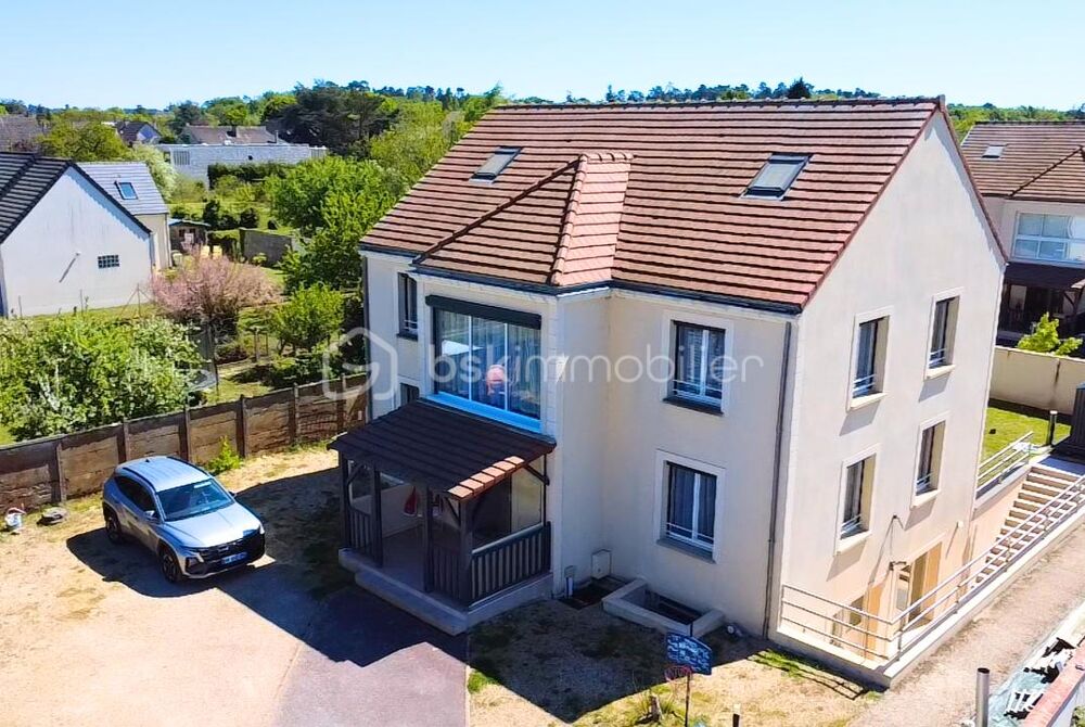 ? Élégante villa familiale de standing  210 m² de confort et de sérénité ?