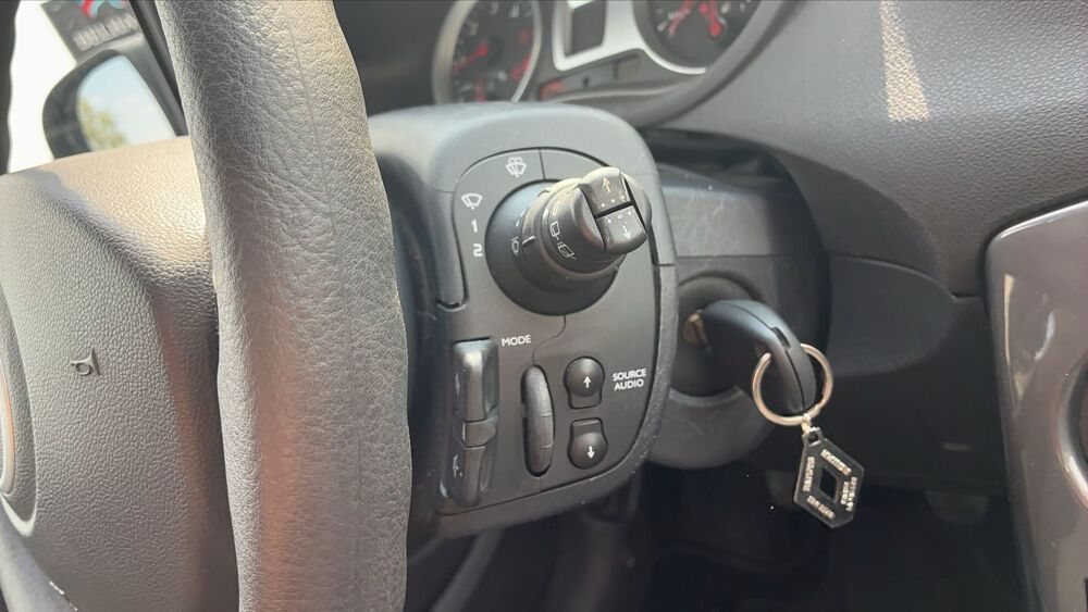 Clio 1.5 DCI 90 Expression 2012 occasion 76230 Isneauville