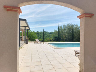  Villa à vendre 6 pièces 219 m²