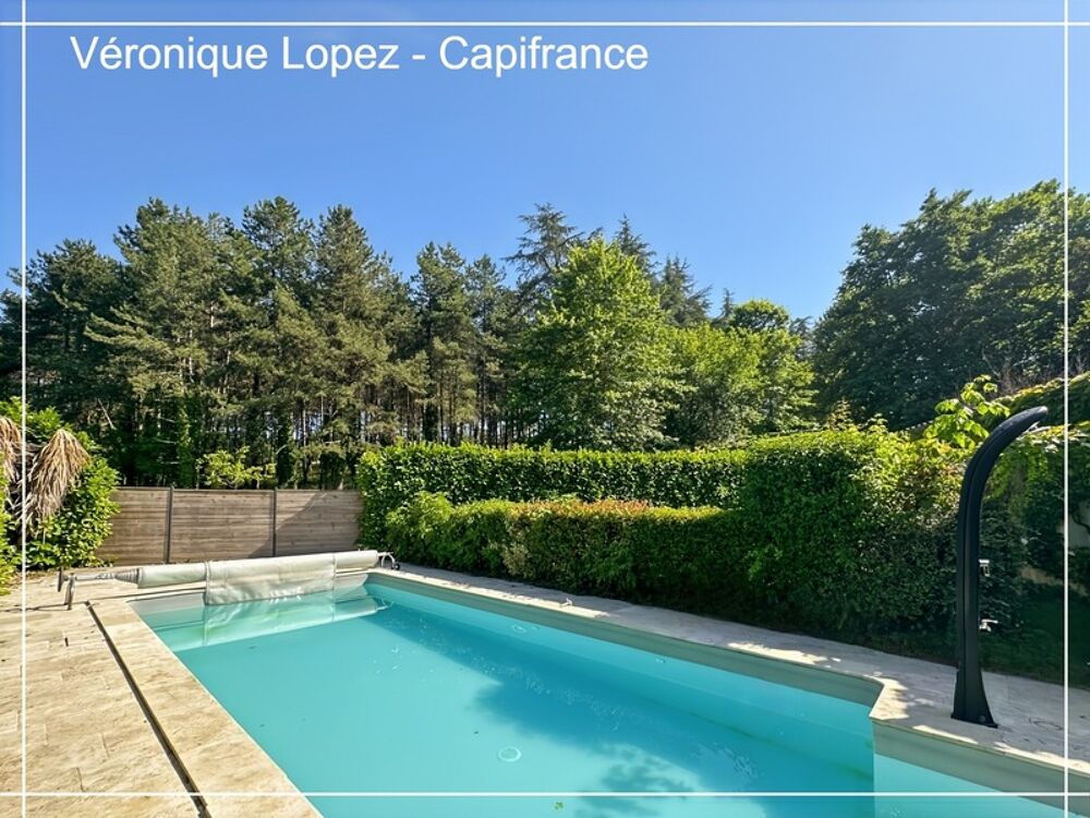 Pont du Casse, belle maison familiale de 159 m² offrant confort, luminosité et calme avec jardin et piscine