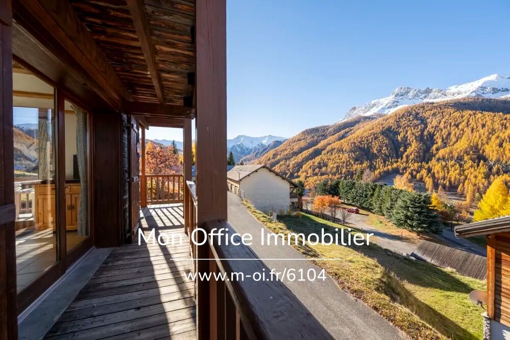 Maison 8 pièces 144 m² · à Molines en Queyras · 144 m² · 556 000 €