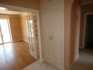  Immeuble à vendre 6 pièces 467 m²