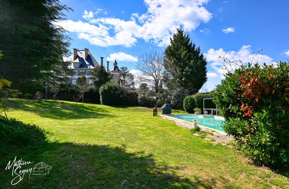 à vendre  Propriété/château Chazelles-sur-Lyon (42140)