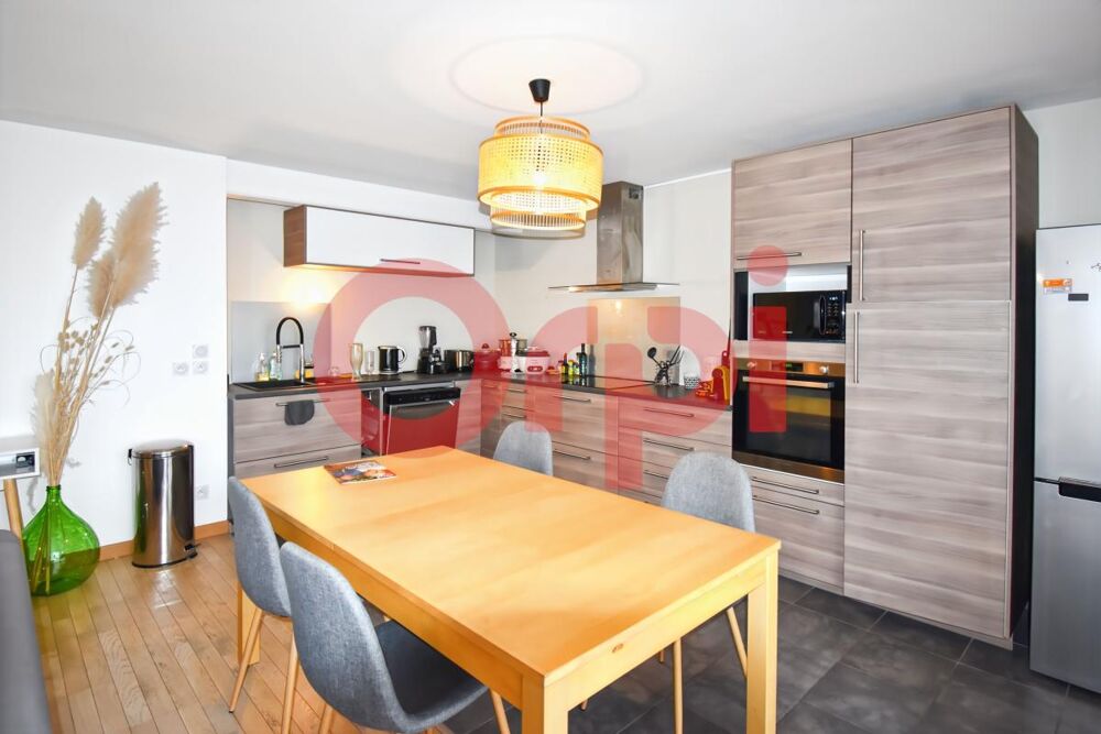 Location Appartement LOCATION d'un appartement 5 pièces (95 m²) à LYON Lyon 8