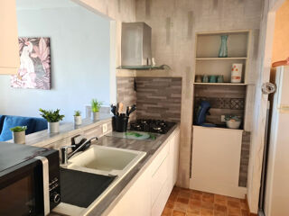  Immeuble à vendre 10 pièces 200 m²