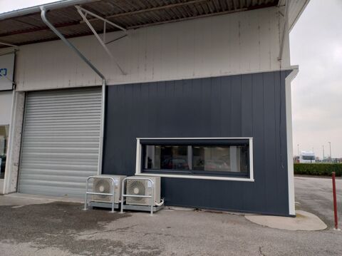   Local/bureau à louer CHAMBERY (73)200 M² 