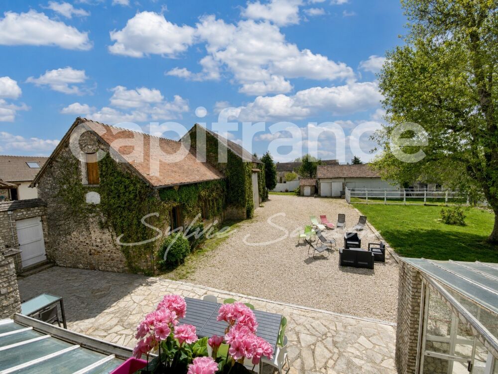 Dpt Eure (27), à vendre proche Bonnières sur Seine maison P12