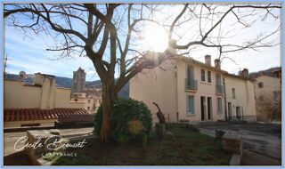  Immeuble à vendre 12 pièces 181 m²
